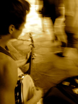 Ricky Steece busking in Ybor yesterday.