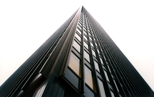 Mies van der Rohe, One IBM Plaza, 1966-70. Chicago, USA. Source: Photo: Tim Ershot, miessociety/Chic