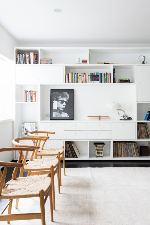 nnmprv:  Apartamento Sergipe by Felipe Hess. You can find me on: Instagram | Pinterest | Behance