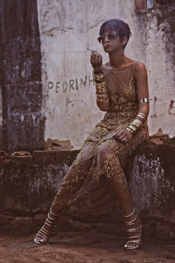 gay4rihanna:  Rihanna for Vogue Brazil #10