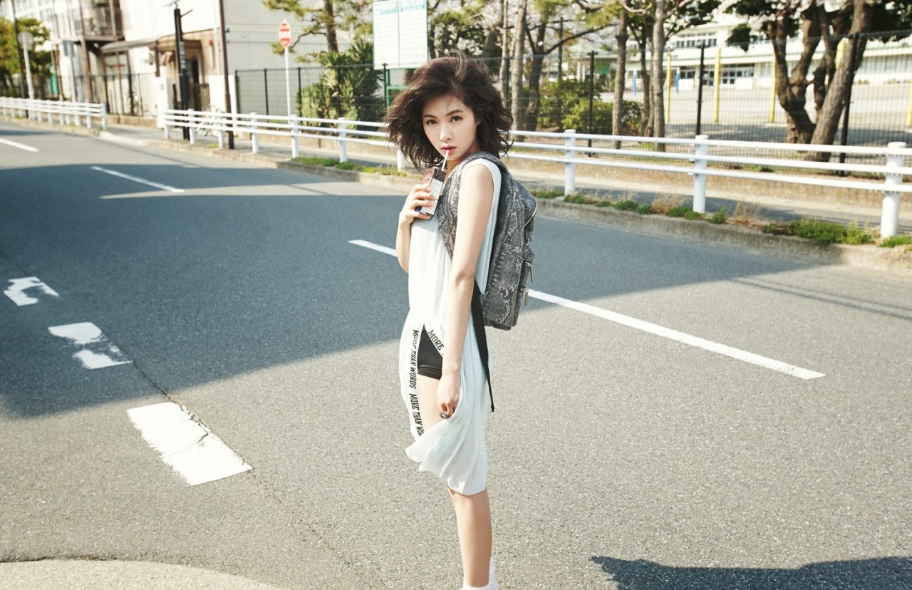 kpophqpictures:  [HQ] 4Minute Hyuna for CéCi (1500x970)Bigger Pictures: 1 l 2 l