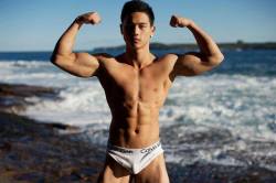 evianguy:  Hawt Asian Studs!