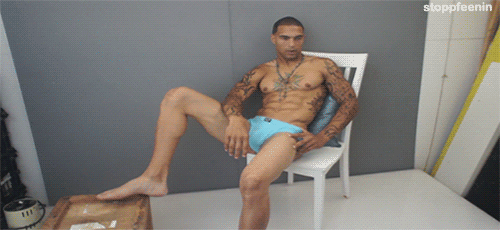 talldaddy:  blatisian:  jadefristarz:  stoppfeenin:  Kenneth Guidroz  http://jadefristarz.tumblr.com  Sexy af  www.talldaddy.tumblr.com/archive