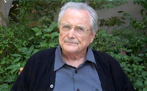 patsyjefferson:entertainmentweekly:William Daniels reads his favorite Mr. Feeny quotes. Caution: Num