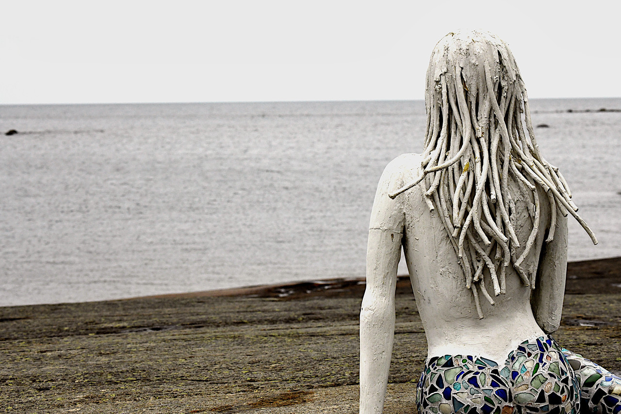 morganathewitch: The mermaid at Bjuröklubb, Sweden.
