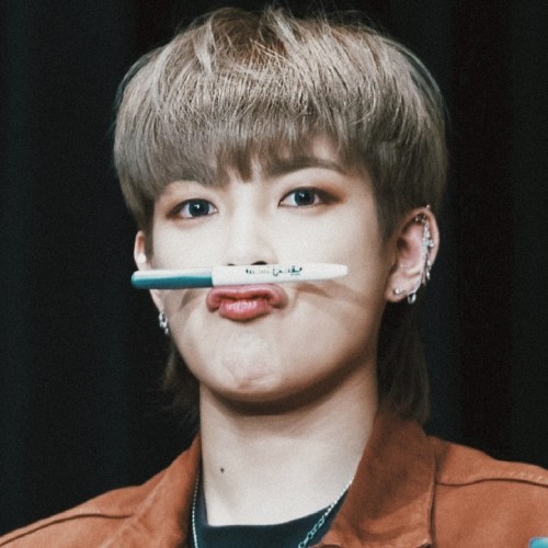 Hongjoong Icons Ateez