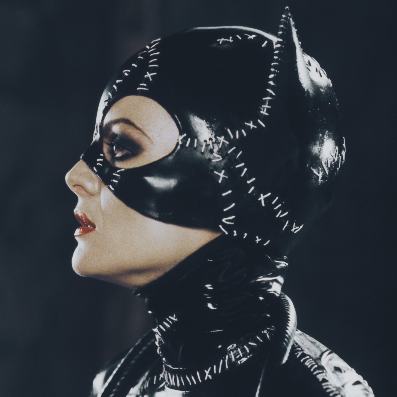 KOBIKIYAMA - Michelle Pfeiffer / Selina Kyle / Catwoman