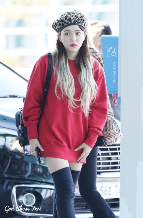 fyeah-redvelvet: God Chose Yeri | do not edit.