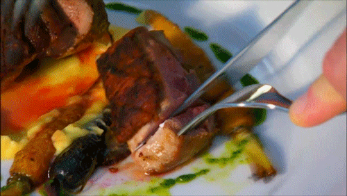 Who wishes this GIF was scratch n’ sniff right now?