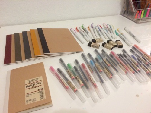 studygroove:im in lov with stationery