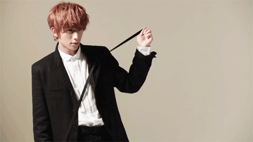 sayhunniee:  (╯°□°)╯︵ ┻━┻ 
