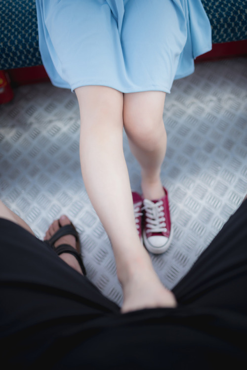 svip-share: 连衣裙美女小萝莉（3） 更多精彩关注：svip-share.tumblr.com
