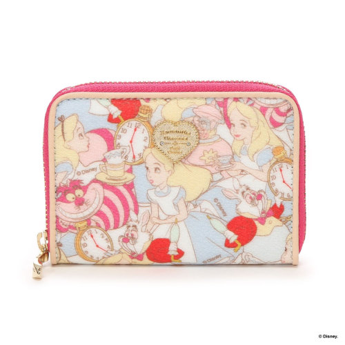 Designer Disney items featuring Alice, by Samantha Thavasa. Price: ￥8000-14000Source:1, 2, 3, 4