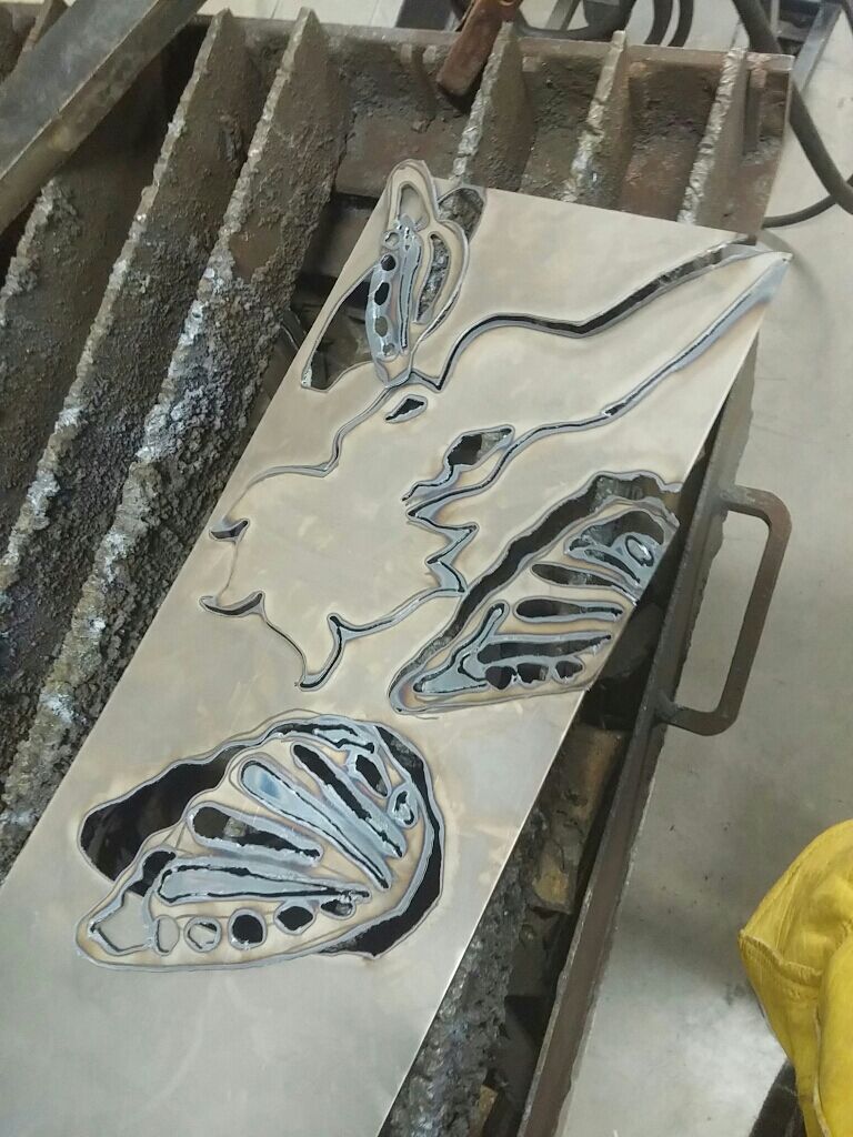 Metal art =3= mmmmf i love the smell of sparks. This was my first go on a plasma