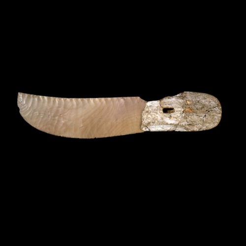 Flint knife with an ivory handle From Sheikh Hamada, Egypt Late Predynastic period, around 3100 BC T
