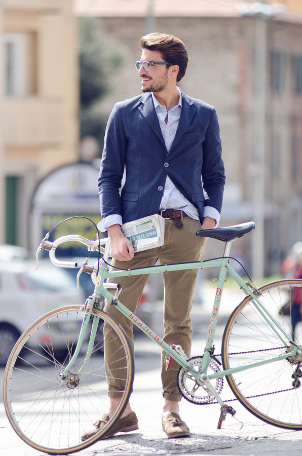 the-suit-man:  Suits &amp; style 4 men : http://the-suit-man.tumblr.com/ 