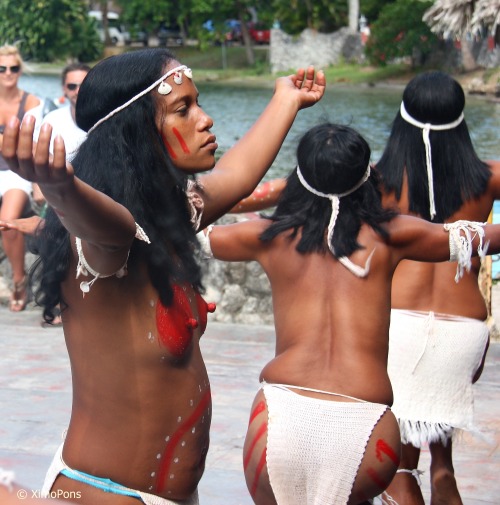 Porn photo Cuban dancers, by Joaquin Pons Sampedro.