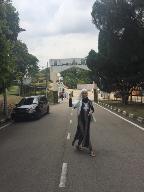 “Jummah Mubarak! We were looking for a mosque that had a women’s space for Jummah and this one said 