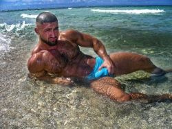 fuckyeahfrancoisagat:  francois sagat