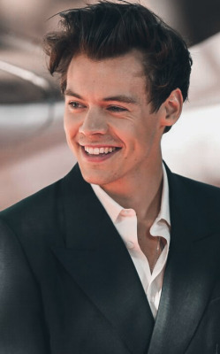 picsfavs:Harry Styles