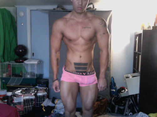 jayshausoffitness:  Apparently my friend Steve says I’m a whore BWAHAHA 