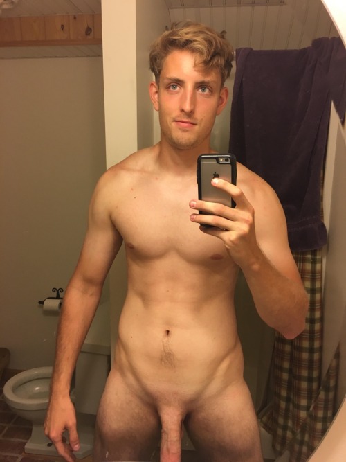 brkmyfa11:Sexy blonde stud with a massive 9" (23ish cm) cock