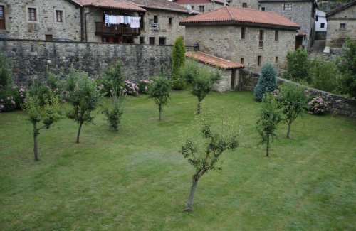 Tudanca House: the garden.