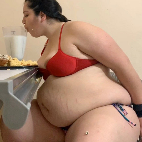 XXX gluttony-to-capacity: photo