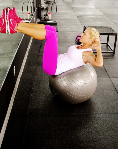 femaleweightlossmotivation:  For more weight loss motivation click here