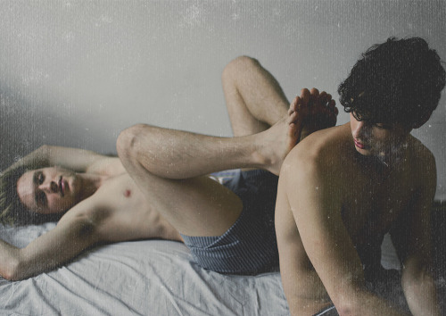 indecisive-guy:Alessando Pierozan e Rene Maximo by Gianfranco BriceñoFor Flickr:para U+Mag