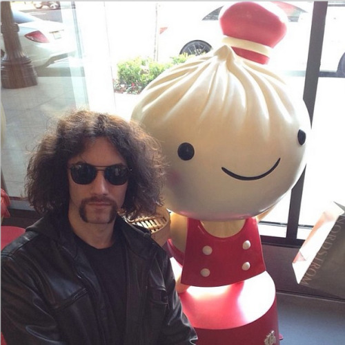 leighdanielavidan: “Sorry if this pic of Danny and an anthropomorphic dumpling is a little too