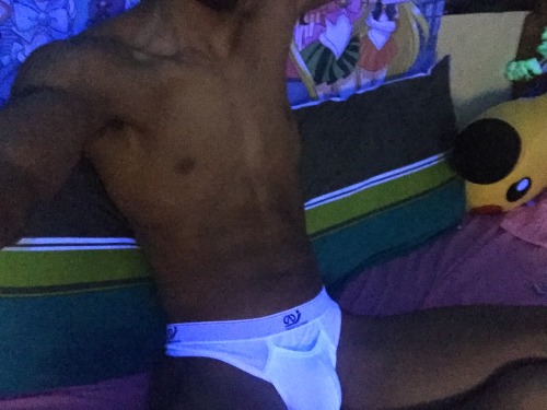 prettymind-silkthoughts:  I’m so sexy in white underwear
