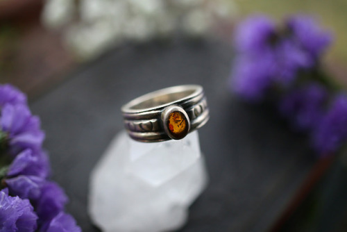 Beautiful old and vintage genuine silver rings with lapis lazuli, amber and probably garnet are avai