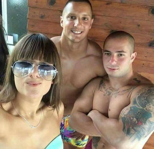 Str8 gay & momci srpski biseks seksi Serbia Guest
