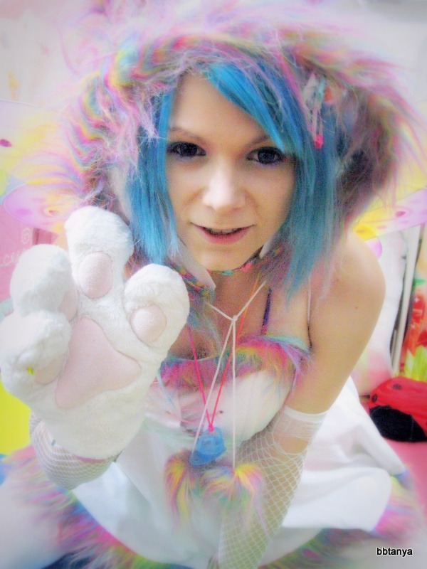 bbtanya21:  http://lockers.birchplace.com/babytanya  Lovely colors for a lovely girl