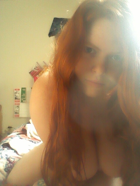 i-want-to-fucking-feel-pretty:  I like this picture because of the flare. Hurhurhur… 