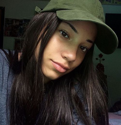 Como é o nome dessa menina? ?nem sei love, ela foi postada aqui?