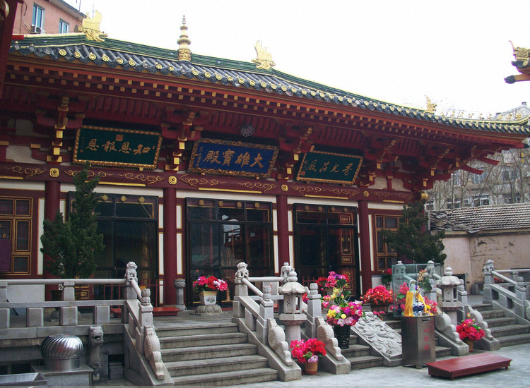 mingsonjia:  大连松山寺 Songshan Temple, Dalian, China (source 1, 2)