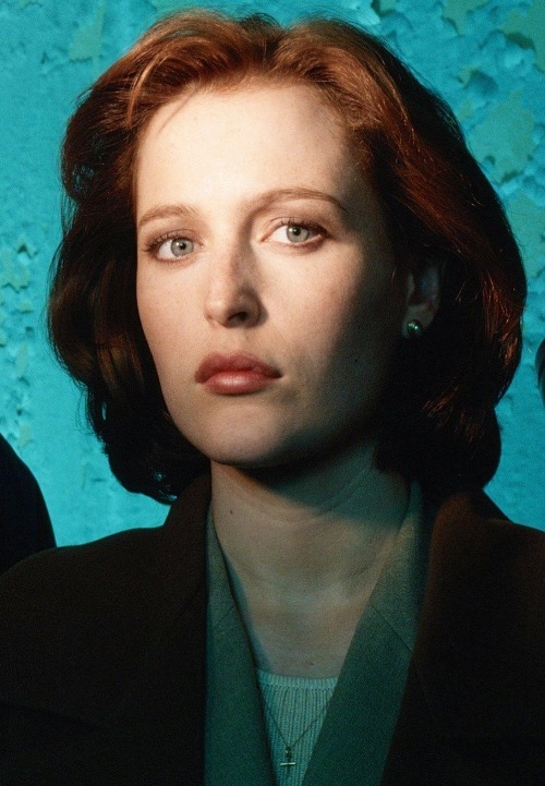 xfiles-behind-the-scenes:Gillian Anderson + X-Files photoshoots 1993 → 2016