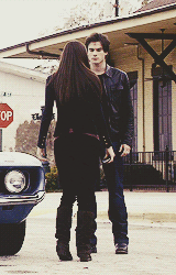 lizzie-darcy:  Elena Gilbert↳Full Body Shots 