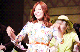 eunjiprotectionsquad:  bias challenge: ↳ultimate bias: jung eunji 