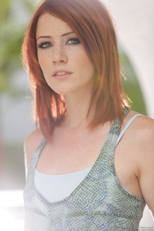 ellealexandrapassion:Elle Alexandra for Sweetheart Video Part 2
