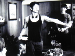 mysteriousskinaddicted:  Gregg Araki on set with Joseph Gordon-Levitt(Mysterious Skin 2004).