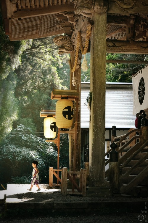 lensblr-network:b-no-photo-stuff.tumblr.com I’m Beno, a French artist practicing photography f