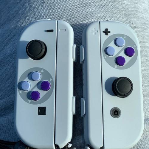 retrogamingblog:Custom Switch Joy-cons made by XLteam