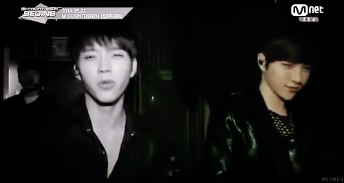 woomeh:  myungsoo-yah…. (￣■￣;)? 