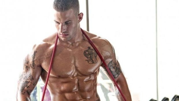 sportshotmen:  http://markattore.tumblr.com