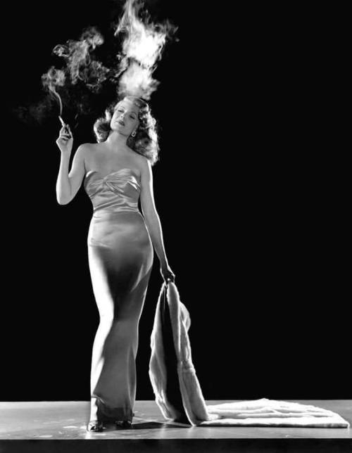 Rita Hayworthhttps://painted-face.com/