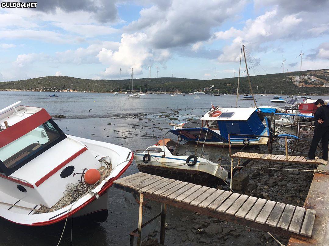 Sığacık’ta deniz çekildi...