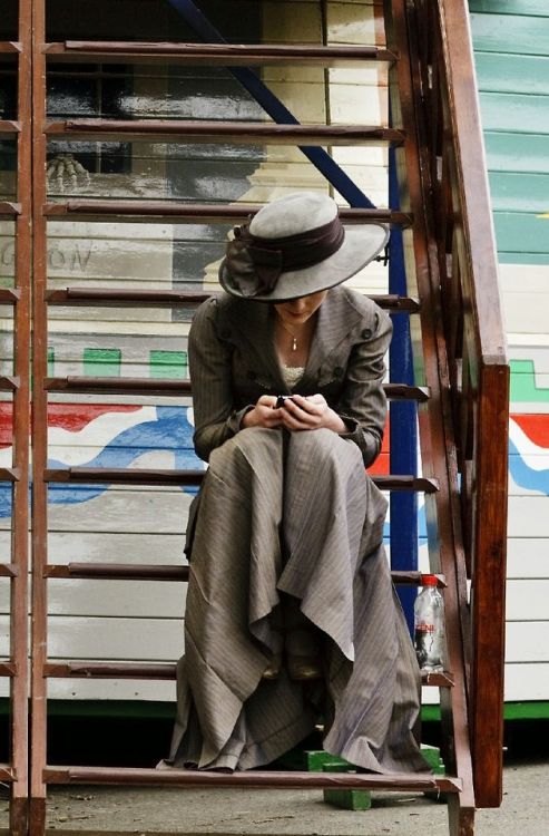 mars-wan-kenobi:  shipssabriel:  vulcangrapefruit:  youremybrandnewday:  STOP IT STOP IT NOW THIS IS SO VERY WRONG  #nothing like people in period clothing using modern technology  this is beautiful  #its the best of both worlds #why cant we dress in